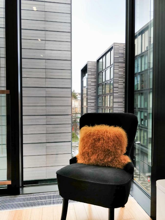 2 Bed Apartment At Quartermile Edimburgo Exterior foto
