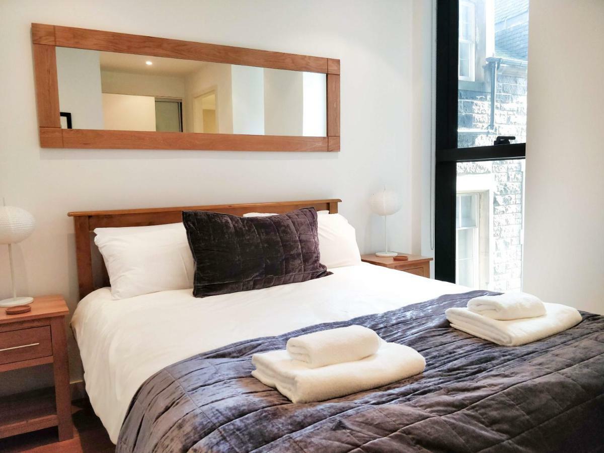 2 Bed Apartment At Quartermile Edimburgo Exterior foto